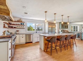 504 Little Sandy Pond Rd, Plymouth, MA 02360