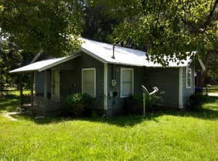 609 W Kansas Ave, Bonifay, FL 32425