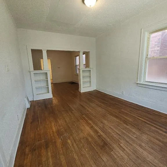 1361 Ellsworth St — Photo 4