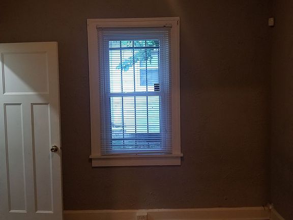 2nd image of 3949 Cornelius Ave