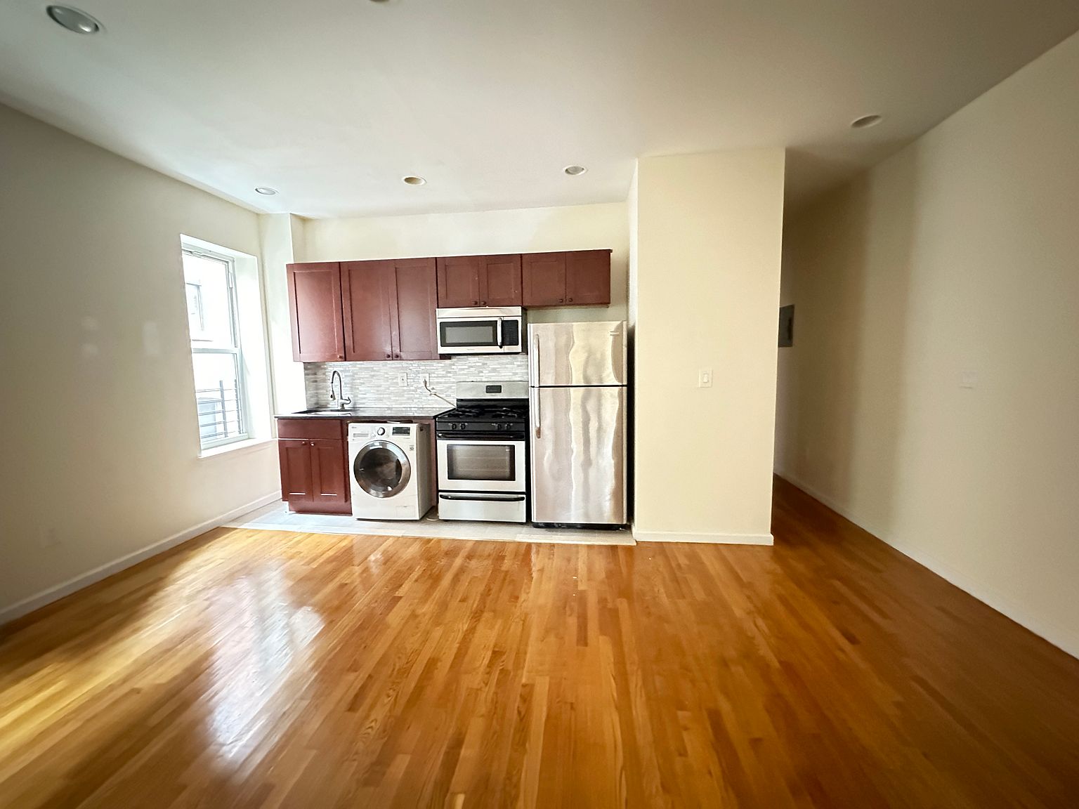 372 Montgomery St 5D, Brooklyn, NY 11225 Zillow