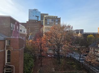 314-22 Walnut St #405, Philadelphia, PA 19106