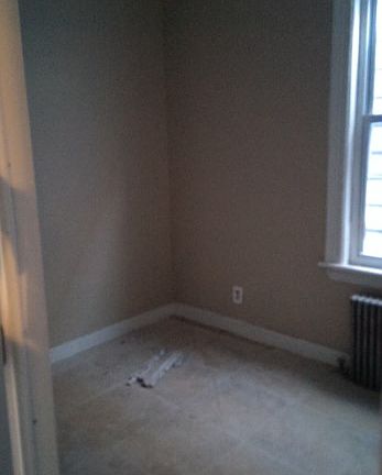 4th image of 49 Caroline Ave #1