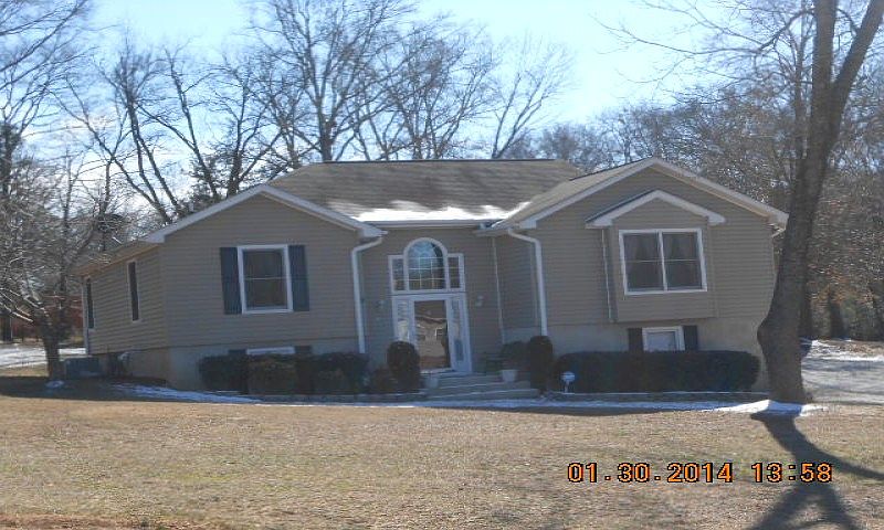 1st image of 101 Plantation Dr