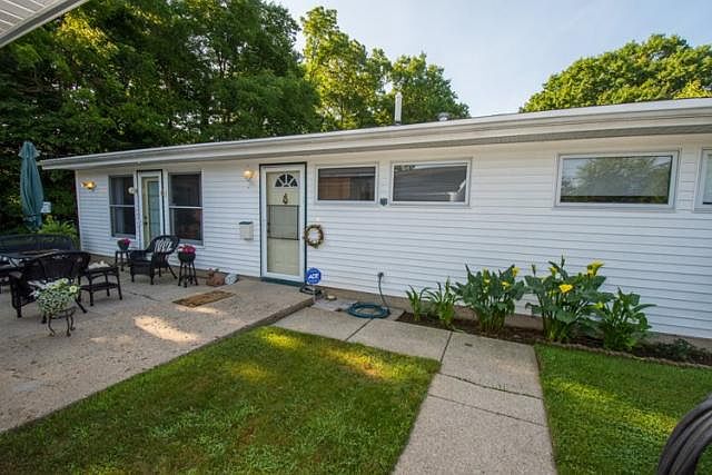 1st image of 3120 Hilltop Dr