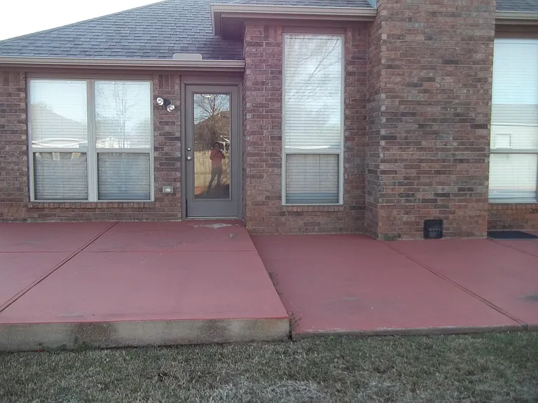 214 S Charles Dr — Photo 10