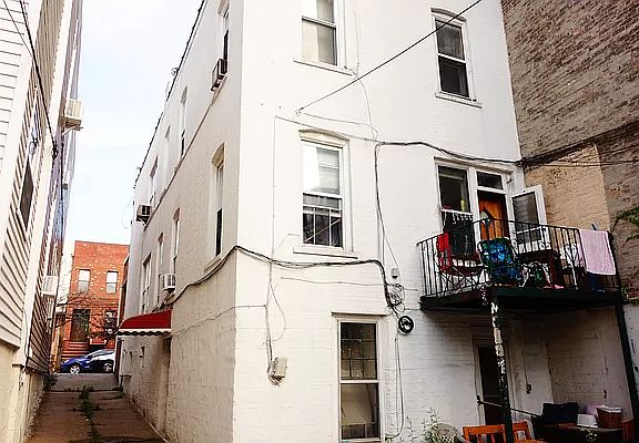 4th image of 28-16 37th St