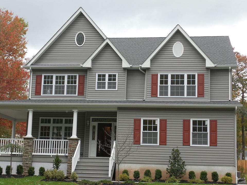1st image of 84 Orchard Ave