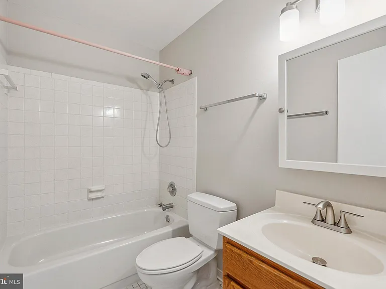 2917 Village Spring Ln — Photo 18