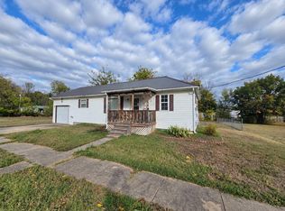 734 Cedar Avenue, Cabool, MO 65689