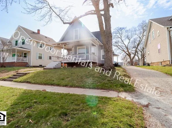 515 1/2 N State St, Kendallville, IN 46755