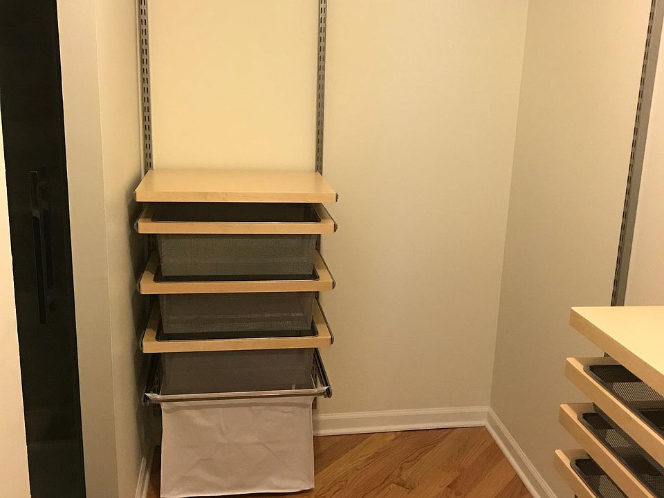 2nd image of 211 E Ohio St APT 1521