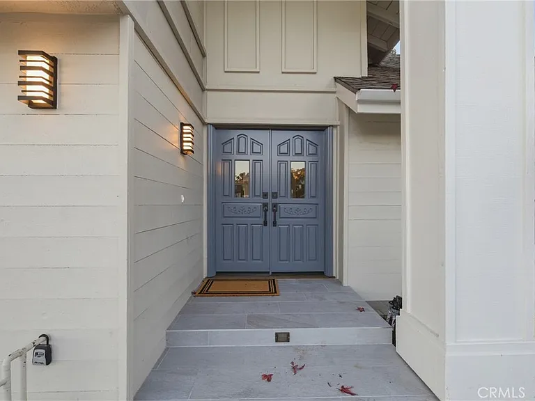 25302 Neptune Dr — Photo 3