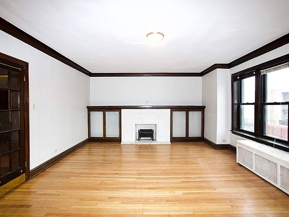 4th image of 7300 S Kingston Ave Unit 2W