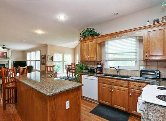 2nd image of 4705 Canaan Lake Dr