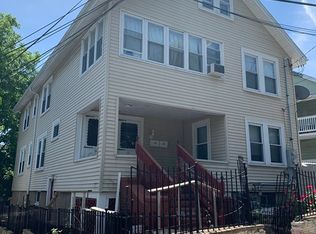 18-20 Sunnyside St, Hyde Park, MA 02136