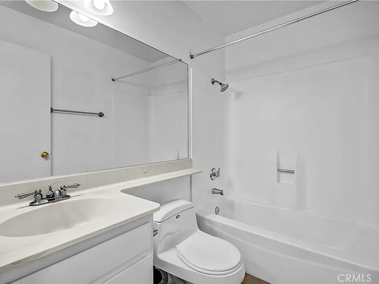 5700 Etiwanda Ave #282 — Photo 18