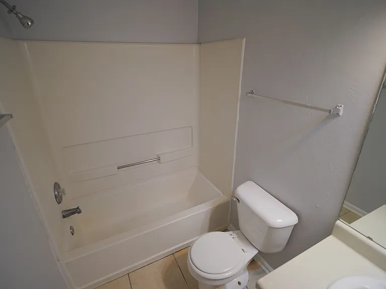 2442-2444-2446 Talco Hills Dr — Photo 24