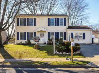 5629 Roundtree Dr, Woodbridge, VA 22193
