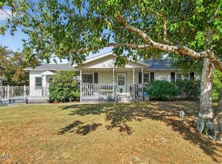 99 Blizzard Rd, Stillwater, NY 12170