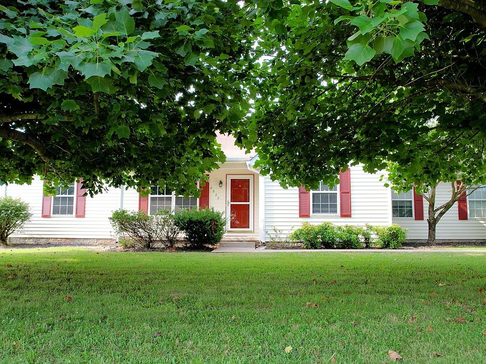 1st image of 2929 Arthur Dr