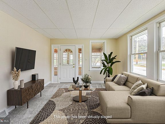 2nd image of 7155 Baltimore Annapolis Blvd