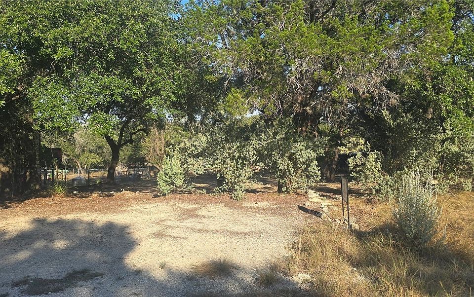 1st image of 1295 Hedgestone