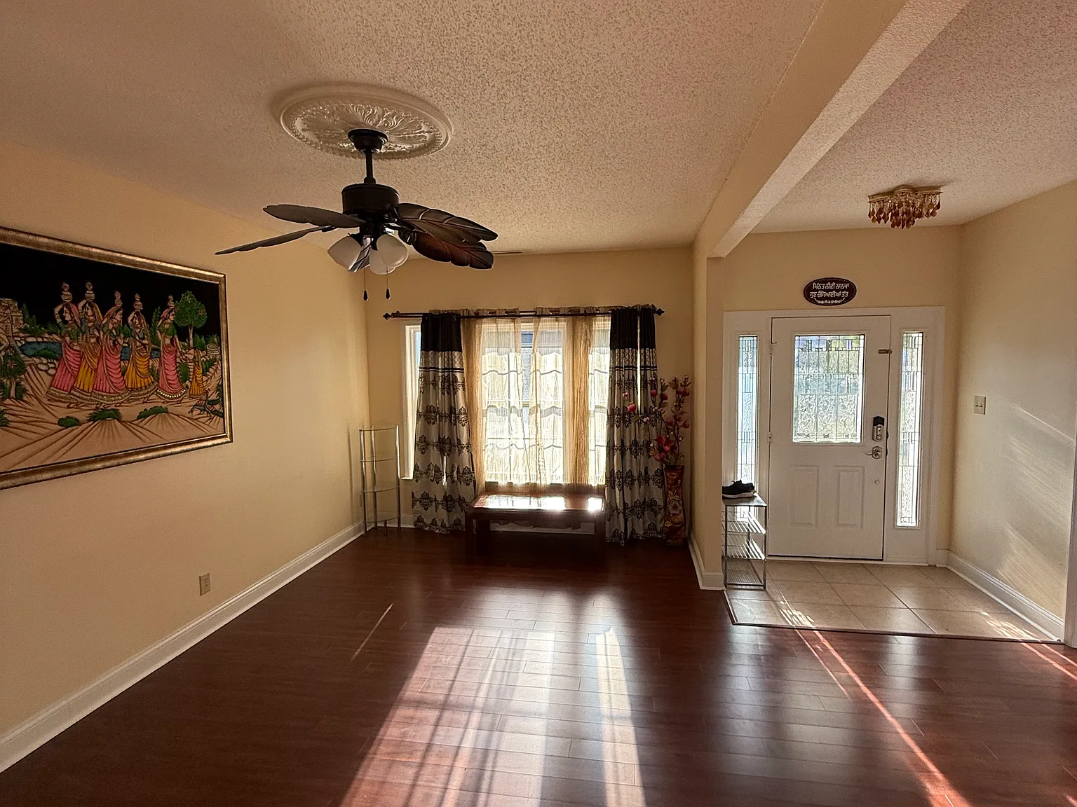 711 Legacy Blvd — Photo 4