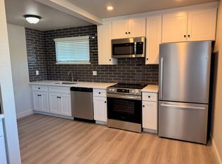 100 Yorkshire Ct APT D, Vallejo, CA 94591