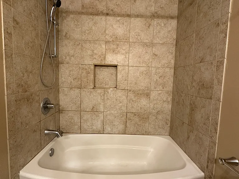 104 N Aurora St #2N — Photo 22