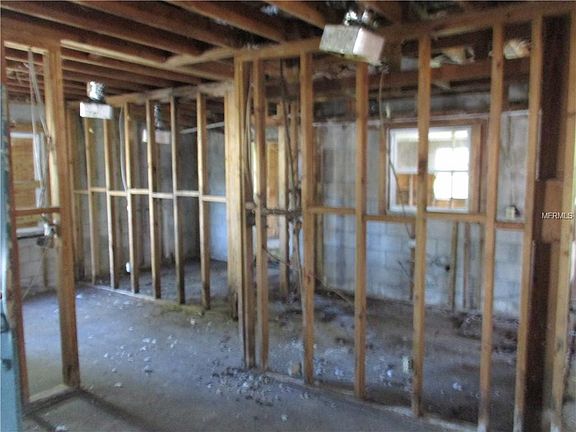 4th image of 2311 W Hamilton Ave