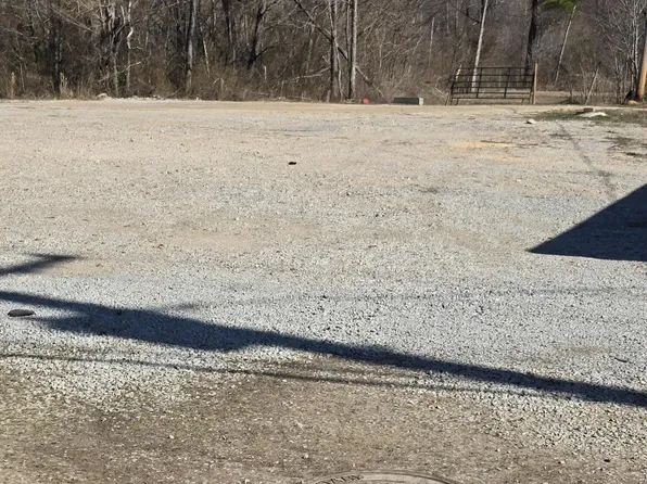 405 W Church St, Lexington, TN 38351