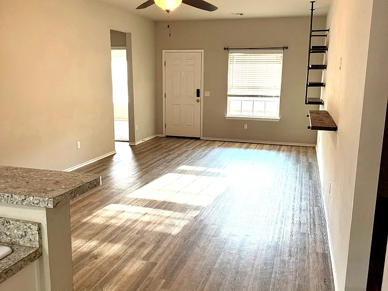 13220 Beekman Dr — Photo 5