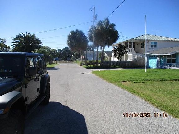 3rd image of 13739 COCO AVENUE
