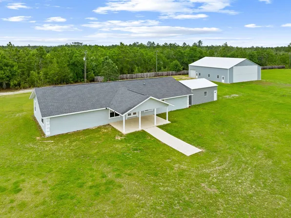 22303 Longleaf Rd NW, Fountain, FL 32438