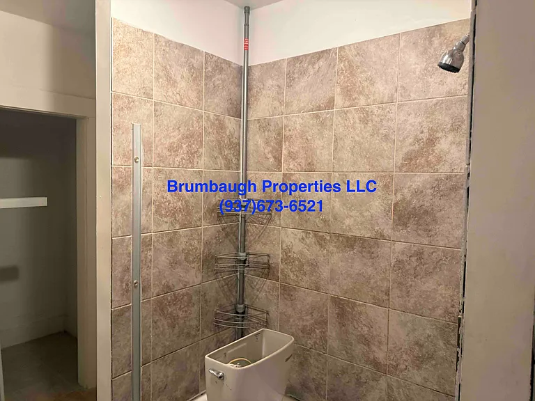 1027 Park Ave — Photo 47