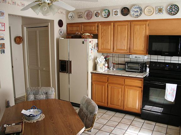 4th image of 24 Carriage Ln