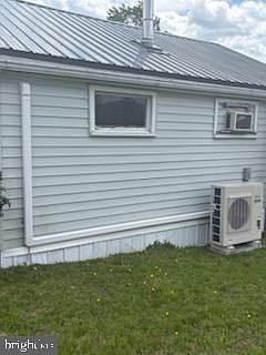 4th image of 342 Big Maple Ln