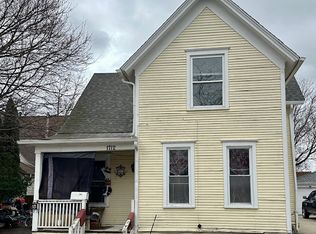 1712 W Lasalle St #B, Racine, WI 53402