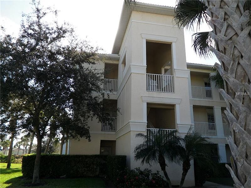 1st image of 600 Gardens Edge Dr #631