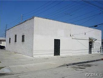 5th image of 10405 S Grevillea Ave