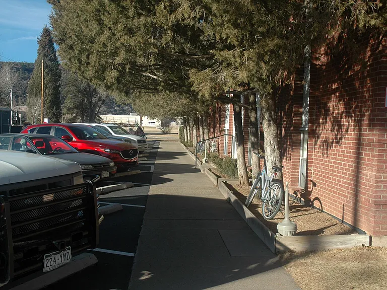 840 Plymouth Dr #203 — Photo 10