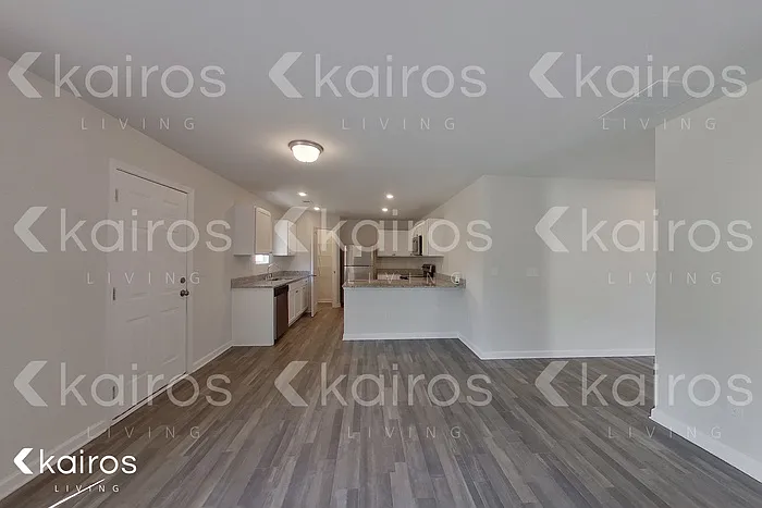 306 Foxtrot Trl — Photo 5