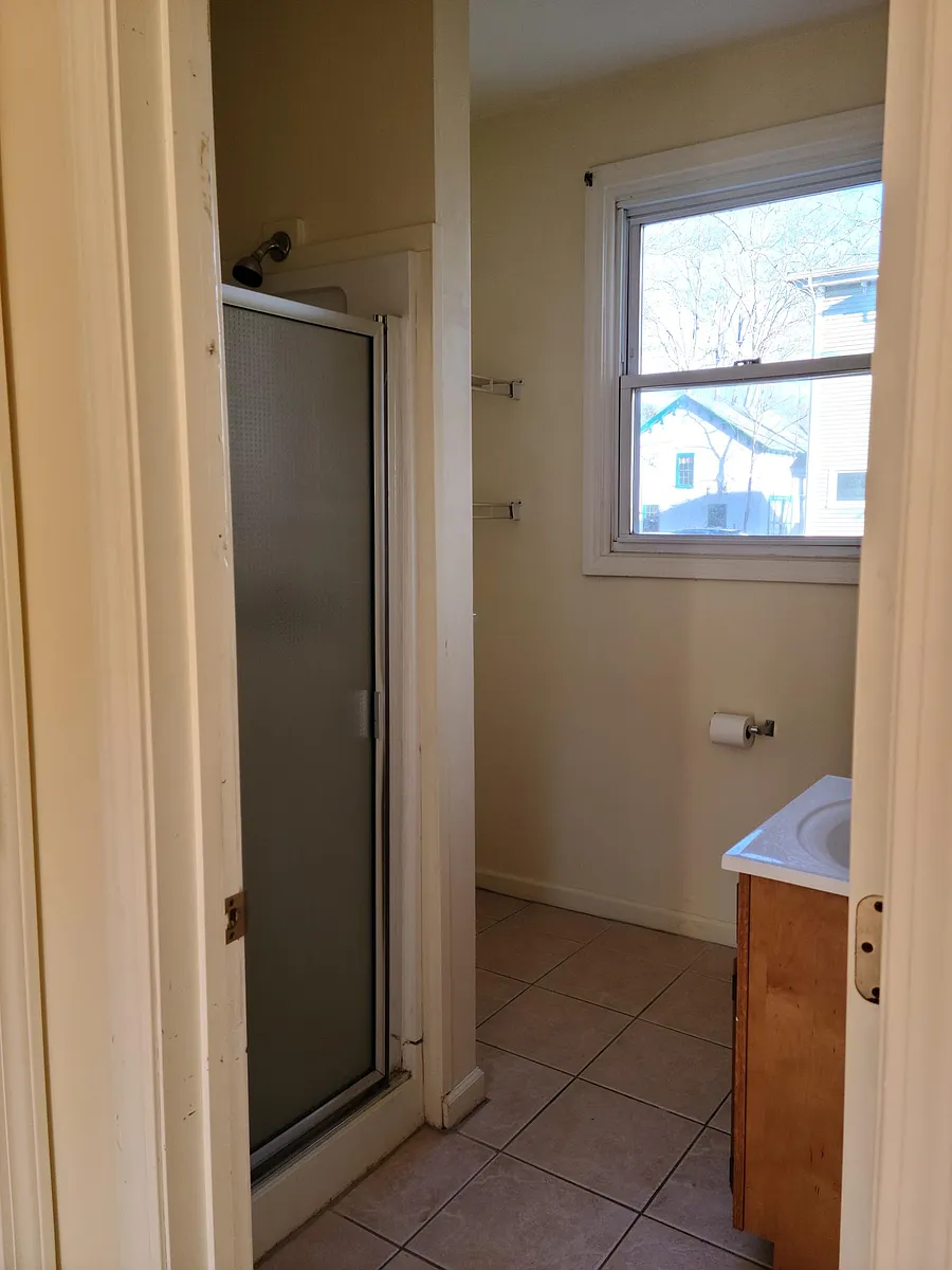 Building Photo - 113 Sachem St #1