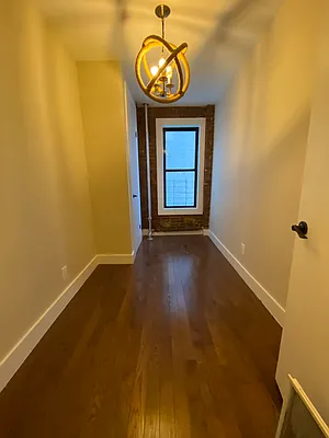 Rented by NYC LUXURY APT RENTALS CO LLC | media 7