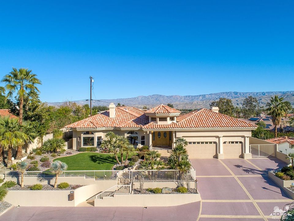 2nd image of 79380 Bermuda Dunes Dr