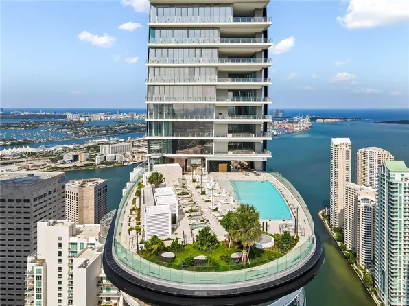 300 Biscayne Boulevard Way, Miami, FL
