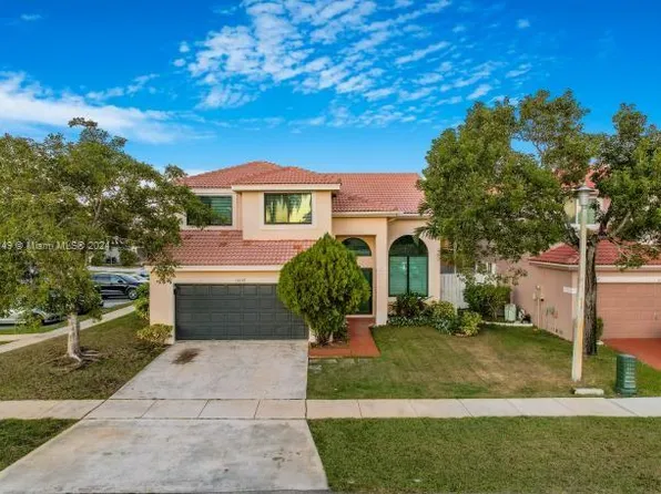 18197 SW 4th Ct, Pembroke Pines, FL 33029