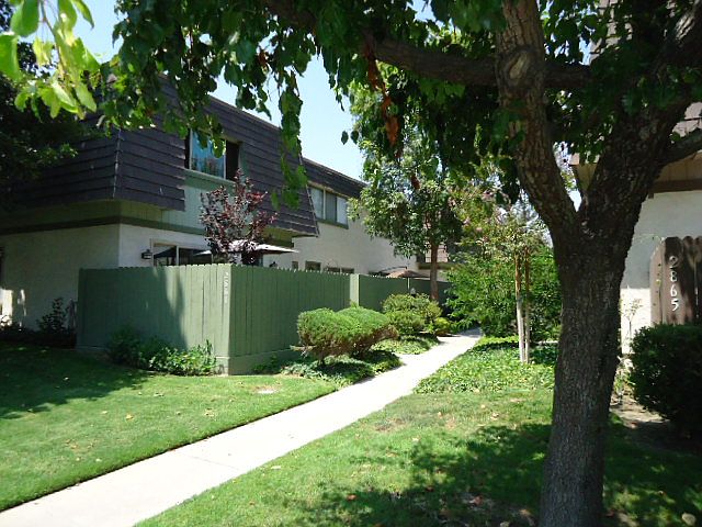 1st image of 2861 E Jackson Ave Unit B