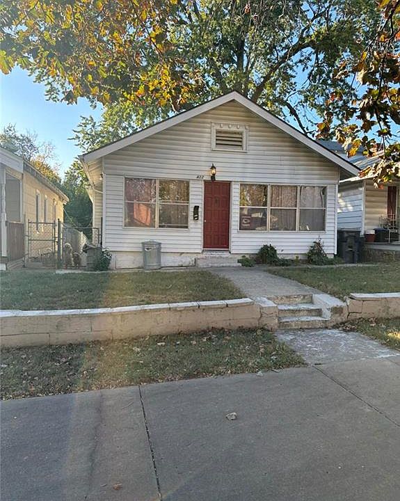 1st image of 422 N Belmont Blvd